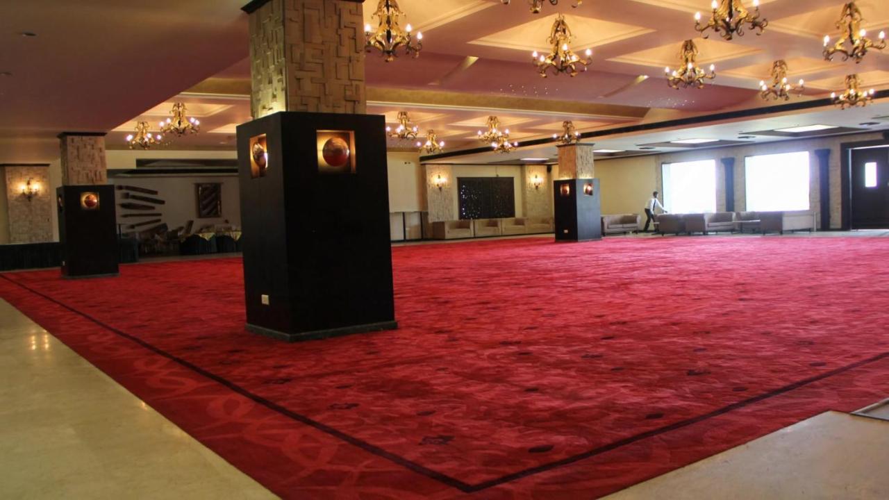 Hotel 17 Miles Jammu Esterno foto